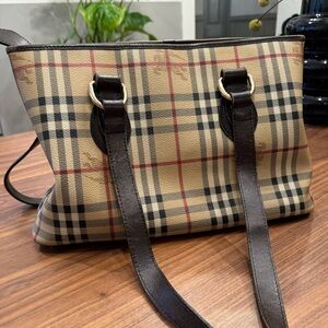 Burberry tote bag
